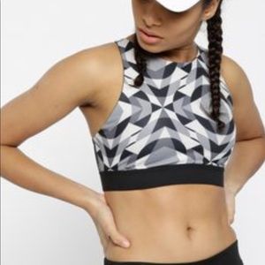 Adidas sports bra Wanderlust festival exclusive M